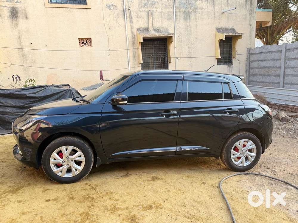 Maruti Suzuki Swift 2025 Petrol 7780 Km Driven