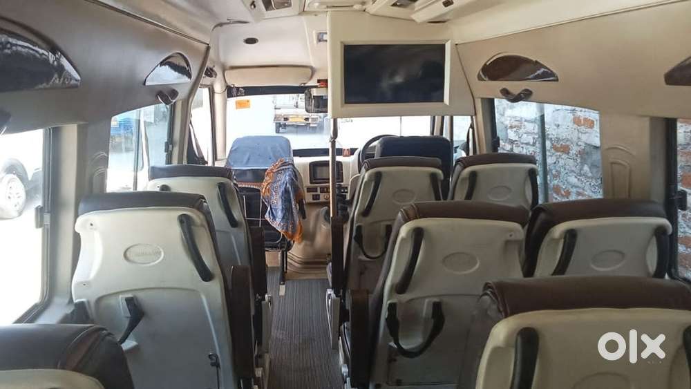 Force Tempo Traveller