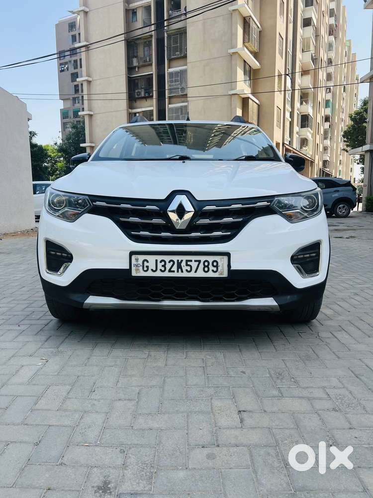 Renault Triber 1.0 Rxz Dual Tone, 2022, Petrol
