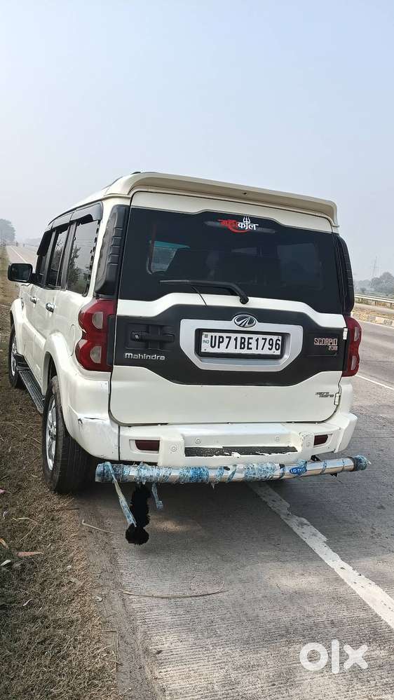 Scorpio S10 Top Model