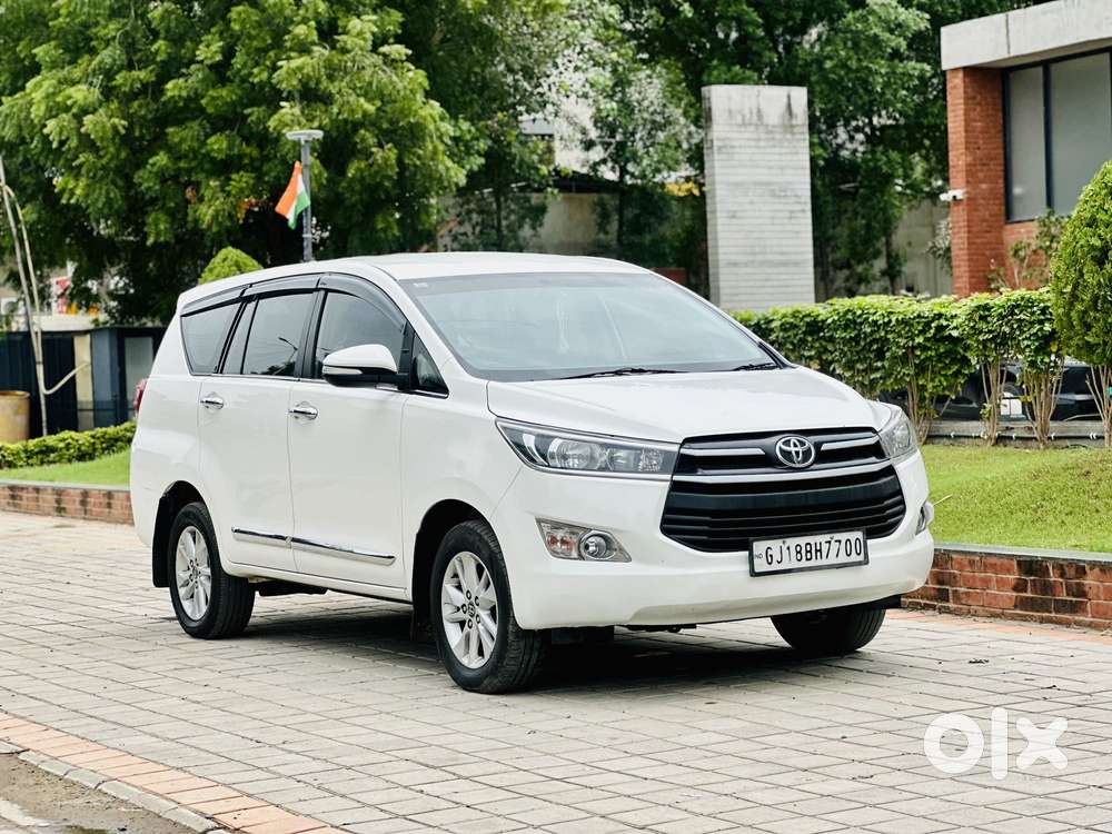Toyota Innova 2.5 Gx 8 Str Bs-iii, 2017, Diesel