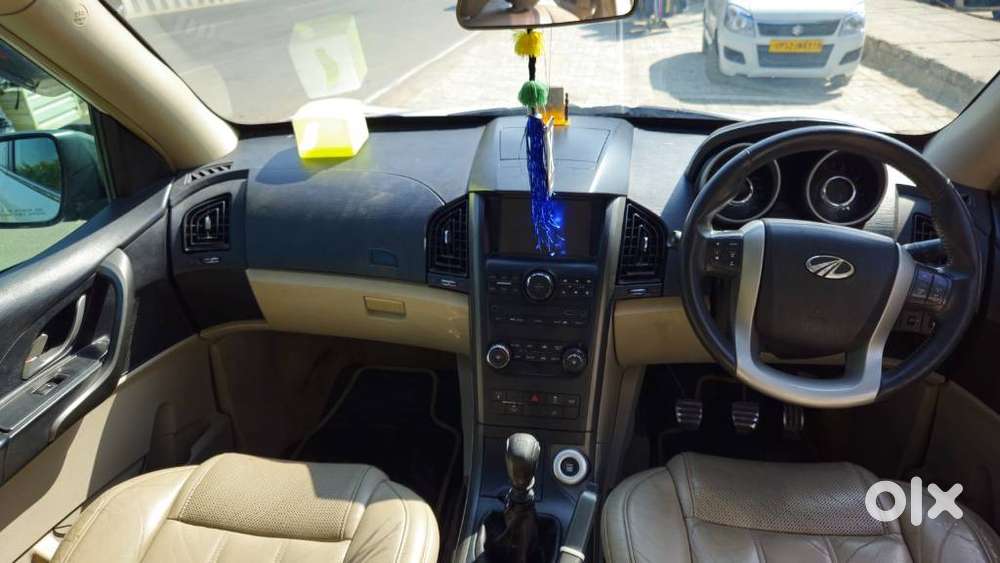 Mahindra Xuv500, 2015