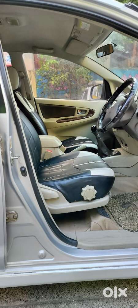 Toyota Innova 2.5 V 7 Str, 2012, Diesel