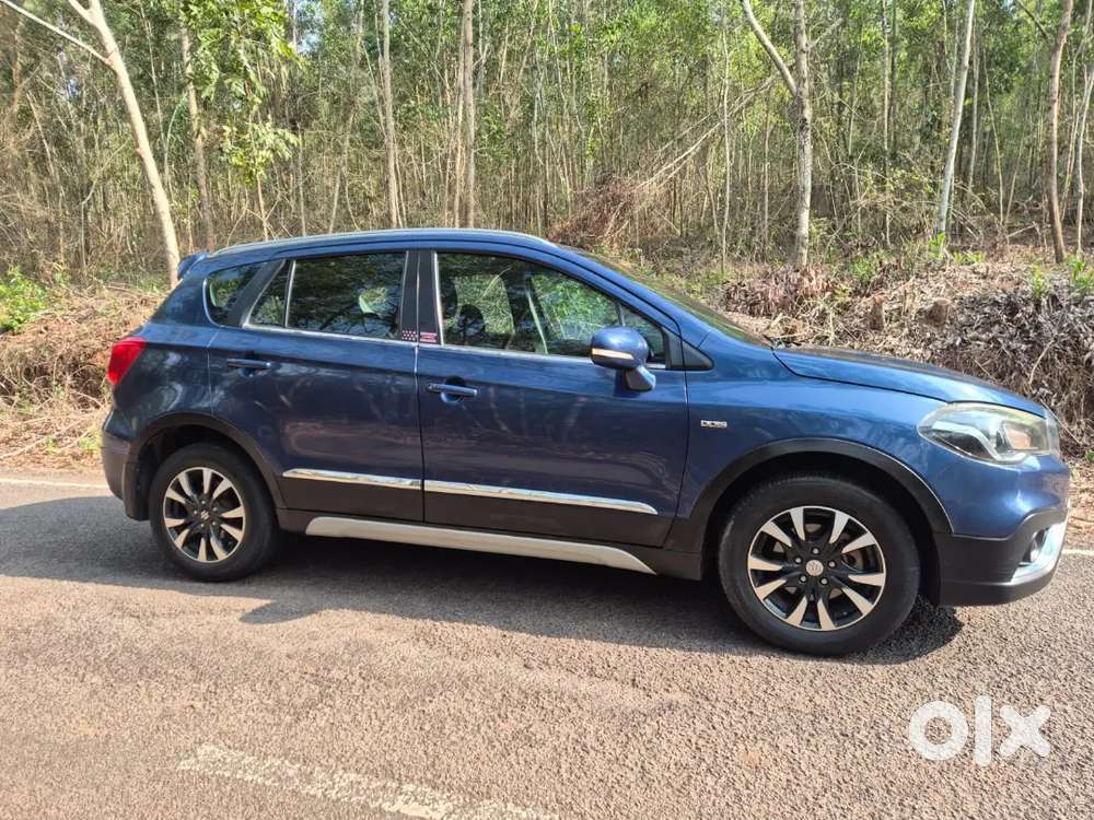 S-cross Alpha 2018 Diesel  Full Option  Premium Nexa Car