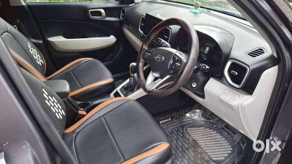 Hyundai Venue 1.2 S Plus, 2022, Petrol