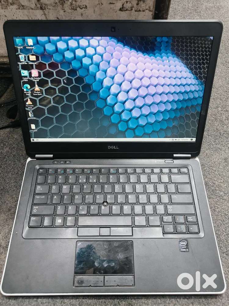 Dell i5 laptop (6gb/500gb)