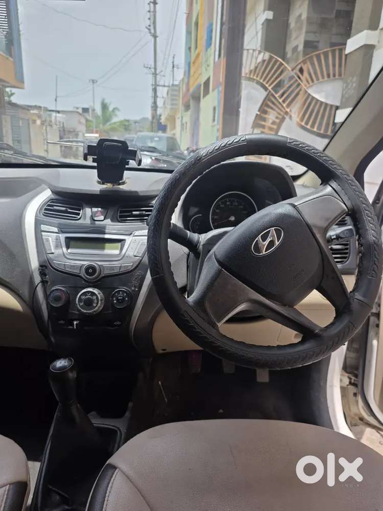 Hyundai Eon Magna Sports 2014 Edition