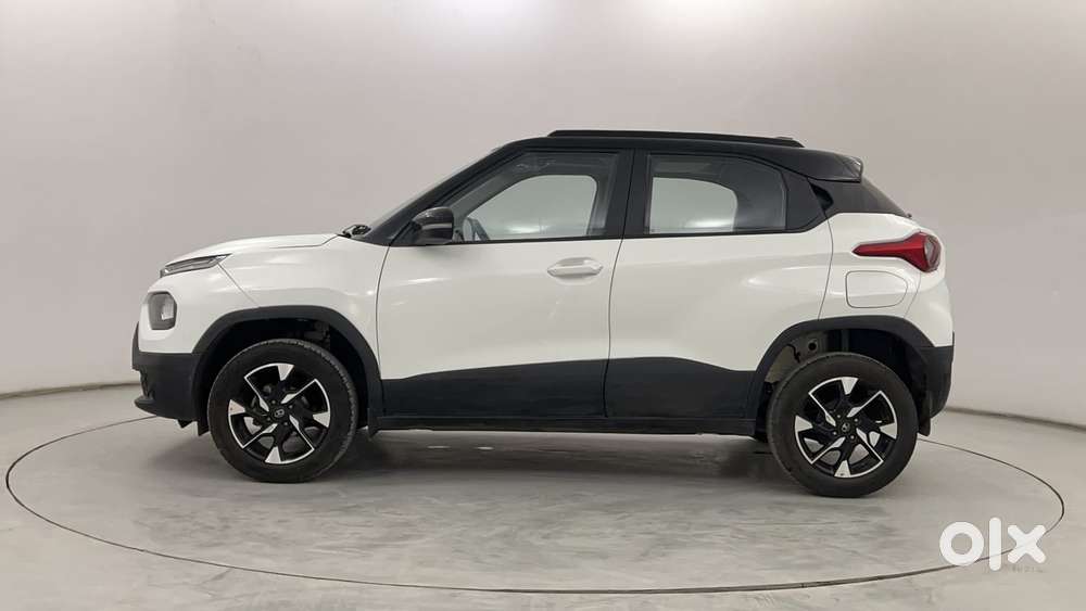 Tata Punch Creative Dual Tone Amt Sunroof, 2024, Petrol