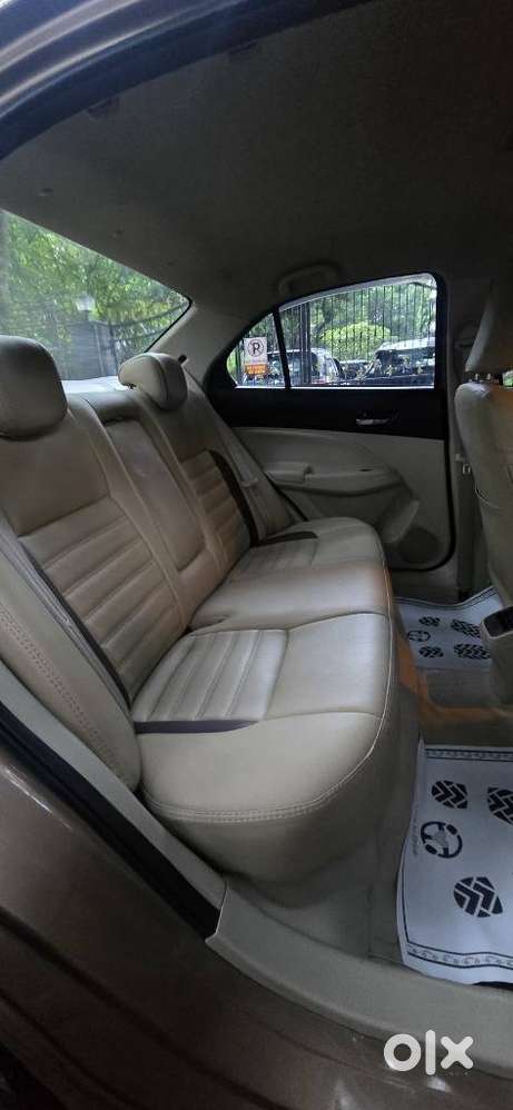 Maruti Suzuki Dzire Zdi Amt, 2018, Diesel