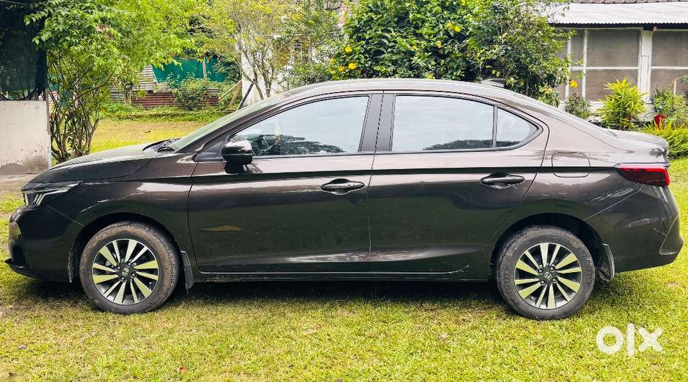 Honda City 2023 Petrol Well Maintained