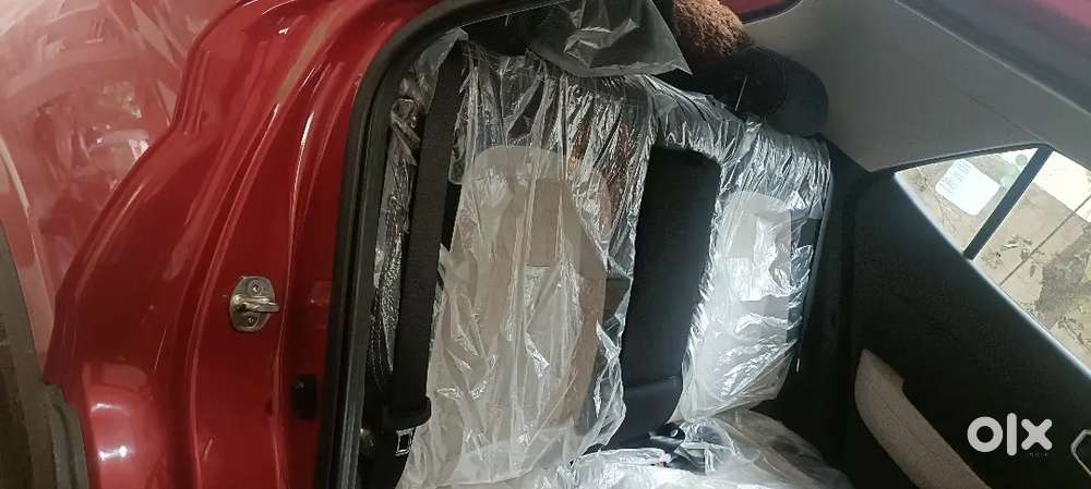 Hyundai Venue 1.2 Petrol 2022 9400 Kms 1st Owner
