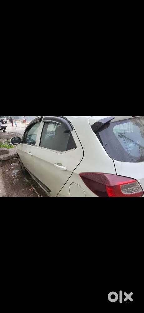 Tata Tiago 2020 Petrol 120000 Km Driven