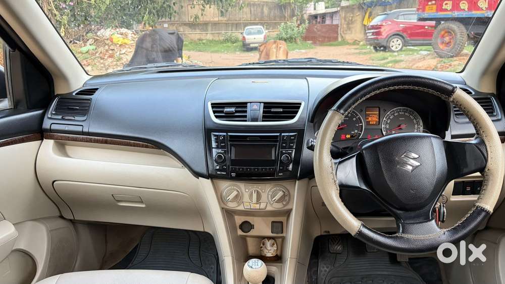 Maruti Suzuki Swift Dzire 1.2 Vxi Bsiv, 2015, Petrol