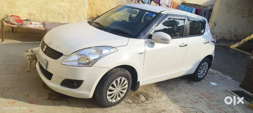 Maruti Suzuki Swift Petrol 2012