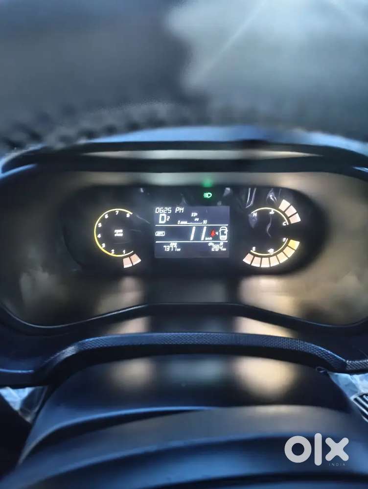 Tata Curvv 2025 Petrol 9800 Km Driven