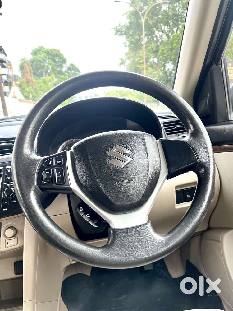 Maruti Suzuki Swift Dzire Zdi + Amt, 2017, Diesel