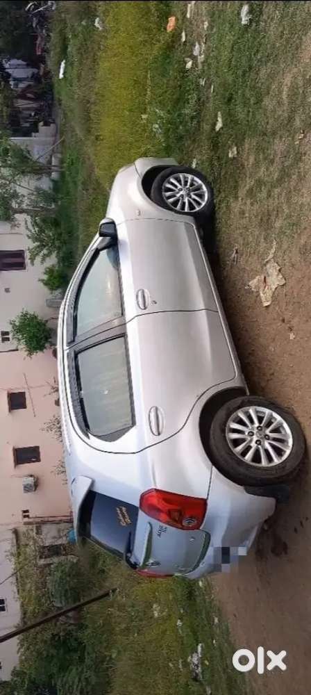 Toyota Etios Liva 2011 Petrol