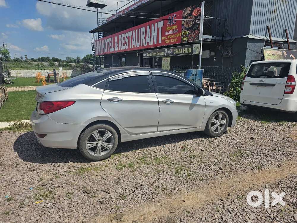 Hyundai Verna Fluidic 2015