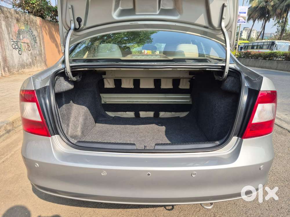 Skoda Rapid 2013-2016 1.6 Mpi Ambition With Alloy Wheel, 2016, Petro..