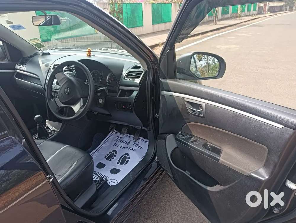 Maruti Suzuki Swift 2017 Petrol 25689 Km Driven