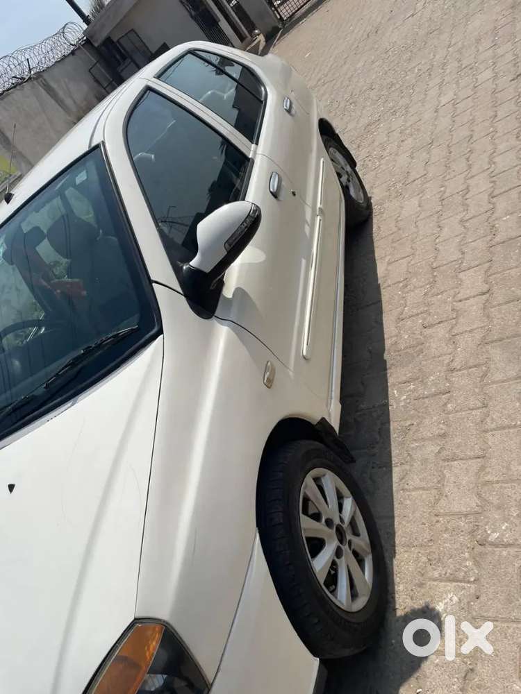 Tata Indigo Ecs 2014 Diesel 74000 Km Driven वेरी गुड कंडीशन वेल मेंटेन