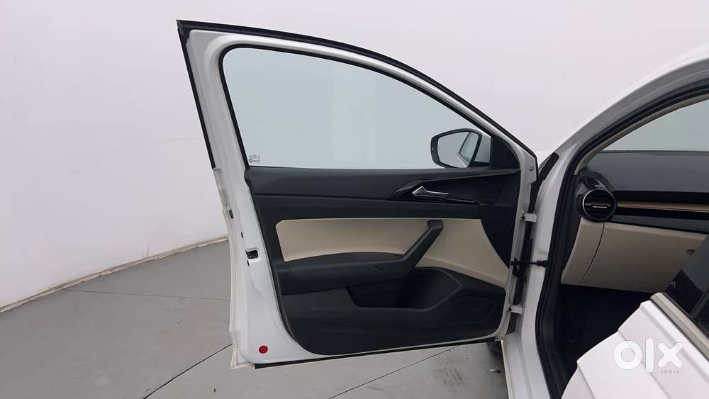 Skoda Slavia Style 1.5l Tsi Dsg, 2022, Petrol