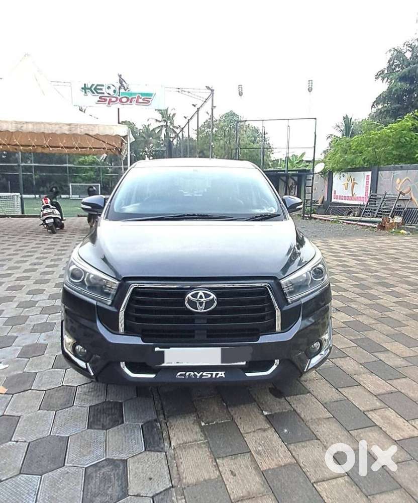 Toyota Innova Crysta 2.4 V, 2016, Diesel