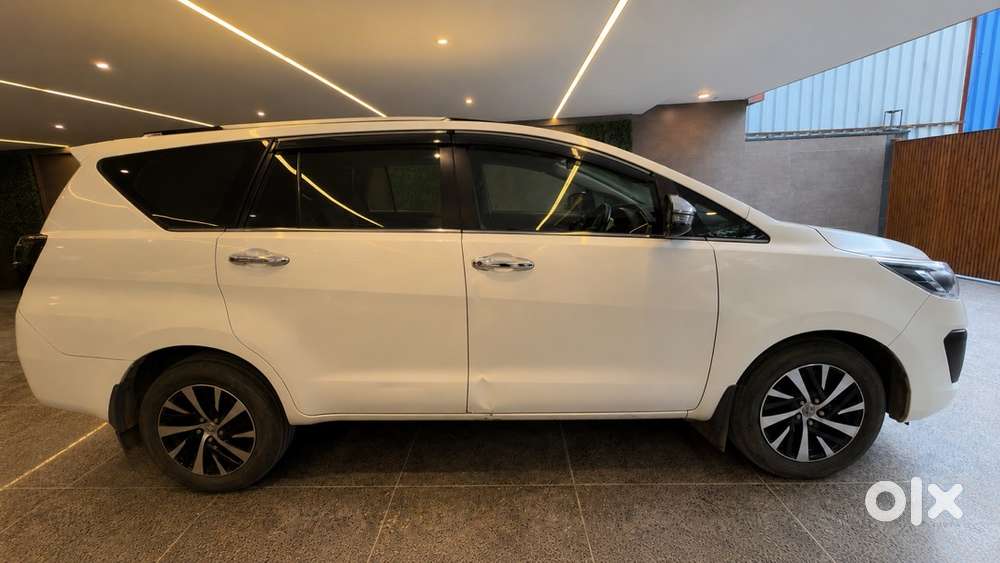 Toyota Innova Crysta Diesel 2022