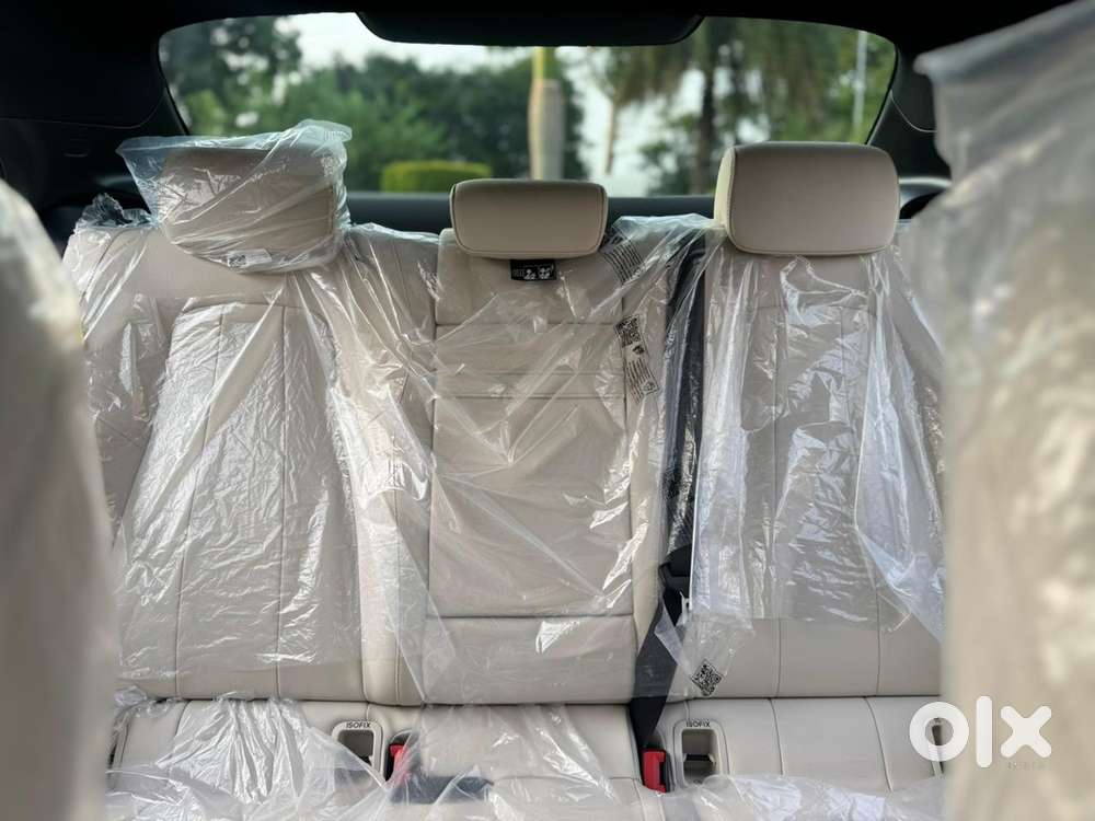 Mercedes-benz A-class Limousine 200, 2024, Petrol