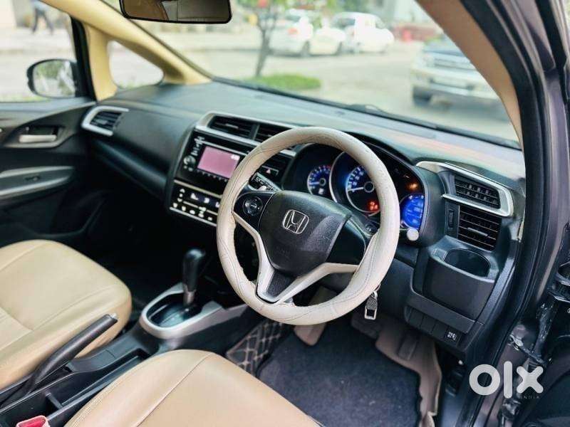 Honda Jazz 1.2 Zx Cvt I-vtec, 2018, Petrol