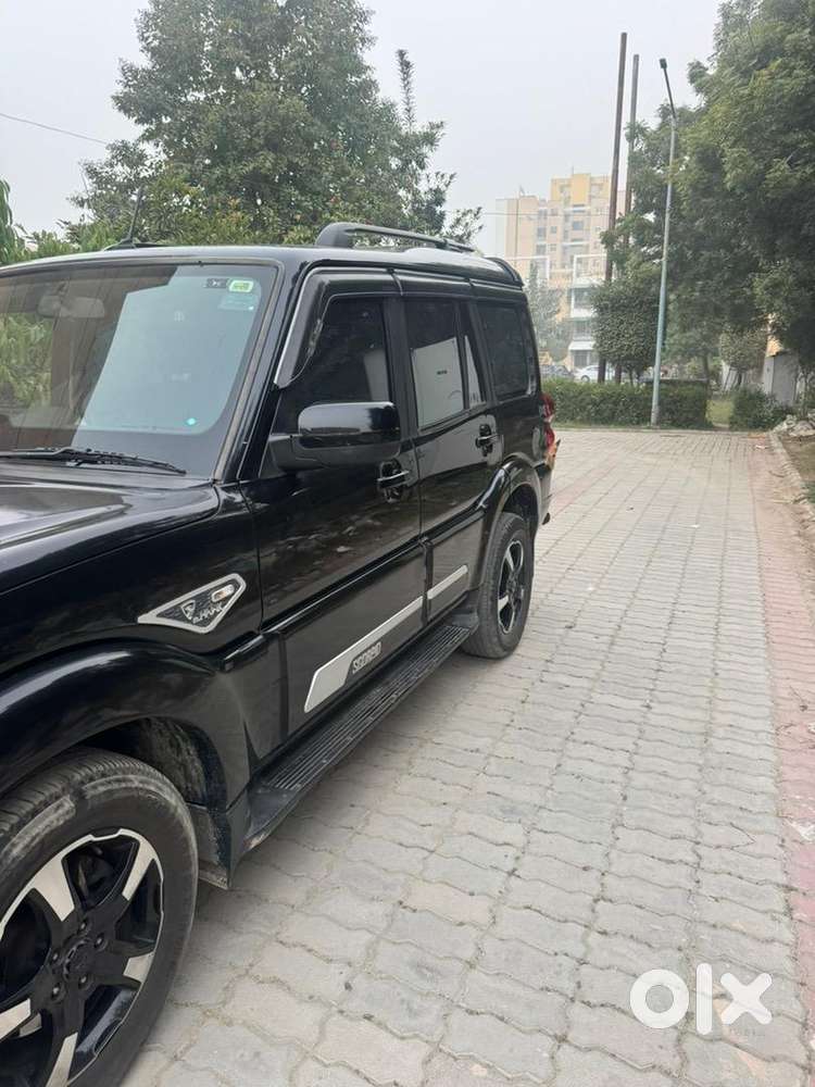 Mahindra Scorpio Classic 2023 Diesel Well Maintained
