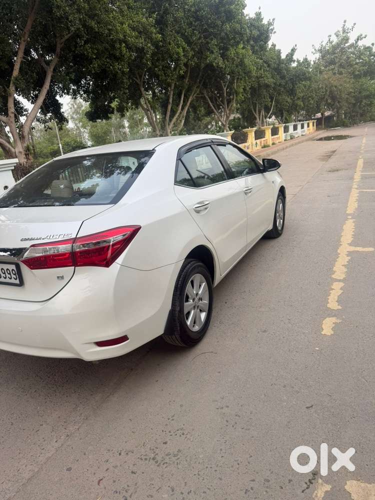 Toyota Corolla Altis 2014