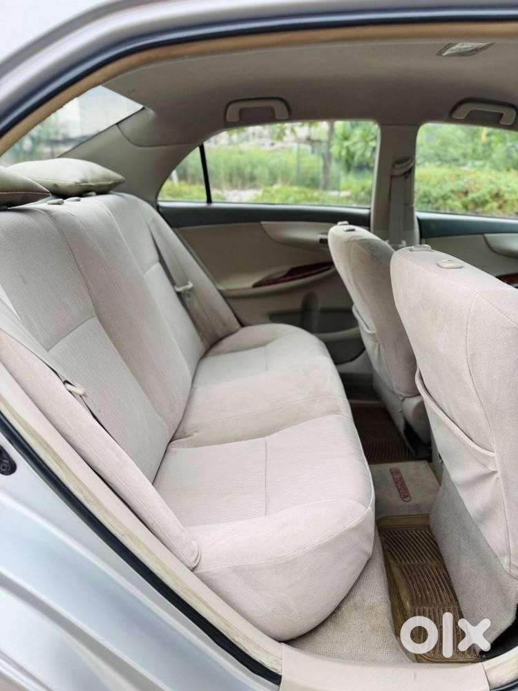 Toyota Corolla Altis G, 2010, Petrol