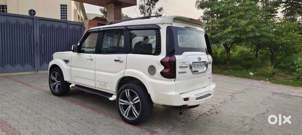 Mahindra Scorpio Sle, 2016, Diesel