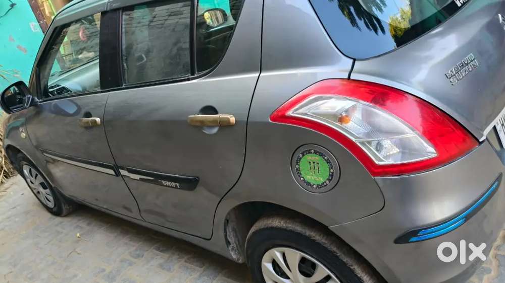 Maruti Suzuki Swift Lxi 2017