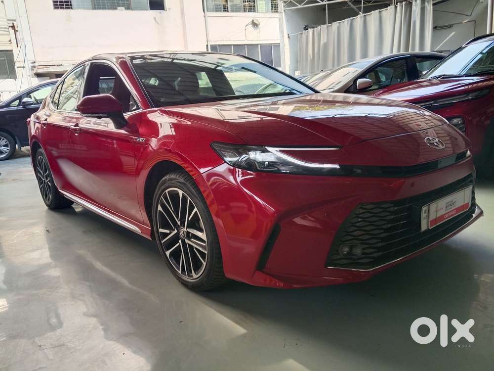 Toyota Camry Hybrid, 2024, Cng & Hybrids