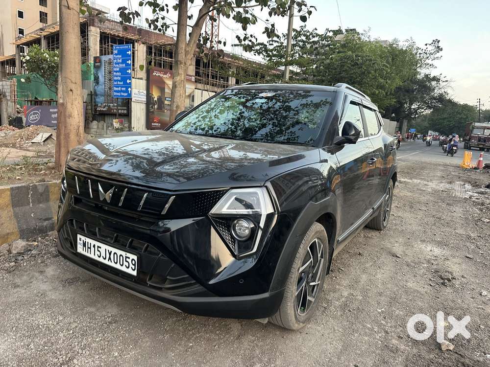 Mahindra Xuv 3xo Ax7 Diesel Mt, 2024, Diesel