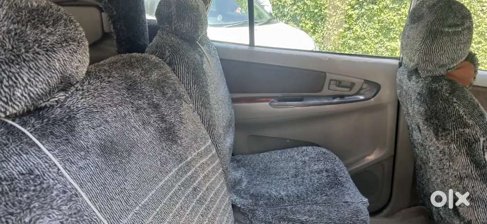 Toyota Innova Diesel 2010 Year