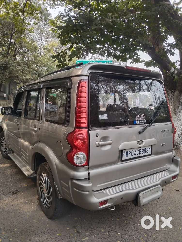 Mahindra Scorpio Classic 2009 Diesel 100000 Km Driven