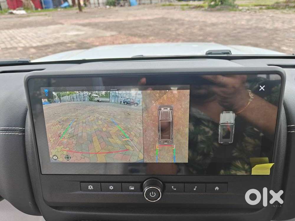 Mahindra Thar Roxx Ax7l Rwd At, 2025, Petrol