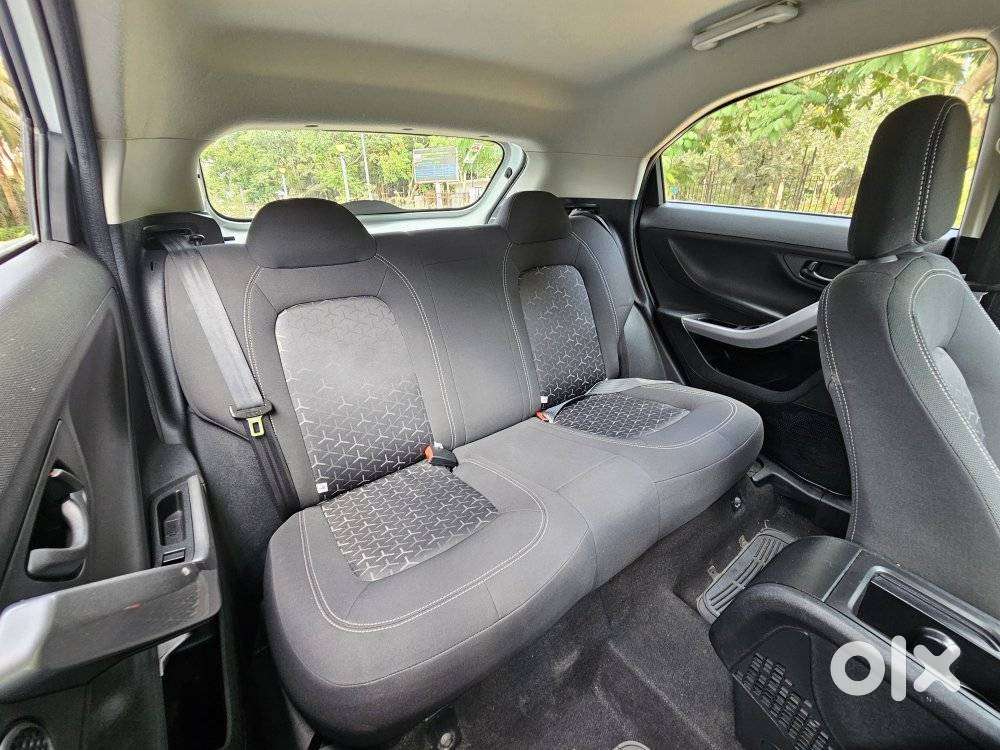 Tata Nexon 1.2 Revotron Xm (s), 2022, Petrol