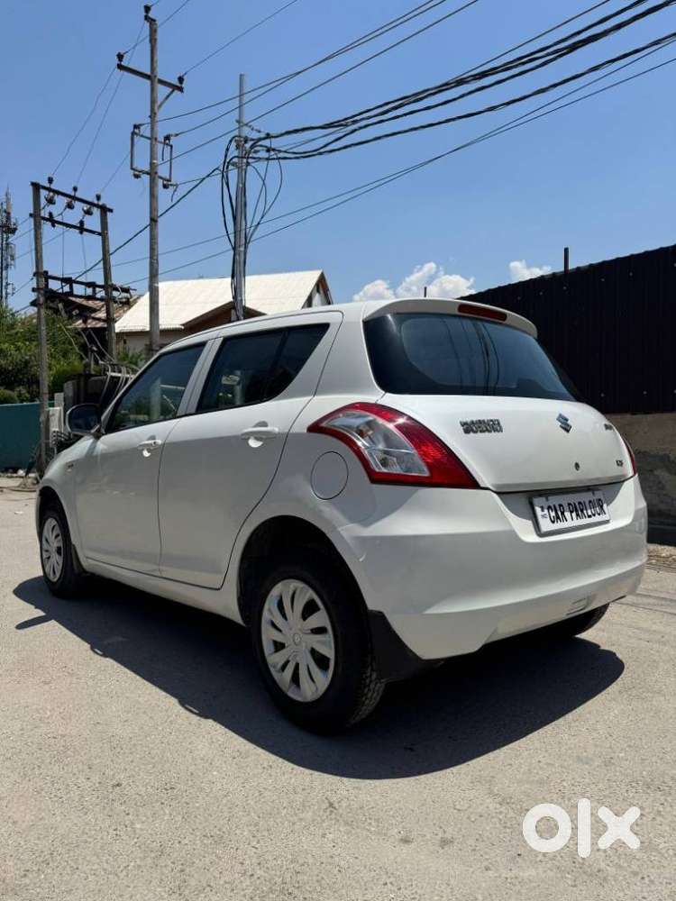 Maruti Suzuki Swift Lxi Optional-o, 2014, Petrol