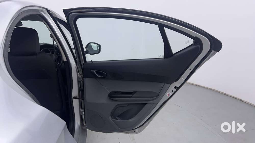 Tata Tigor 1.2 Revotron Xt, 2017, Petrol