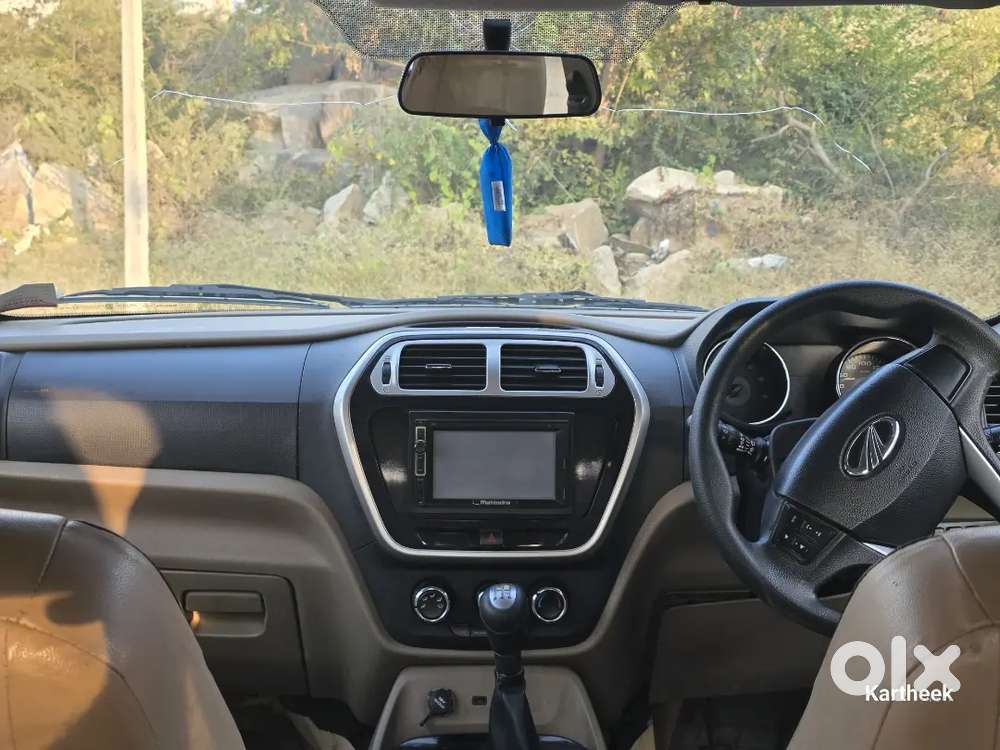 Mahindra Tuv 300 2017