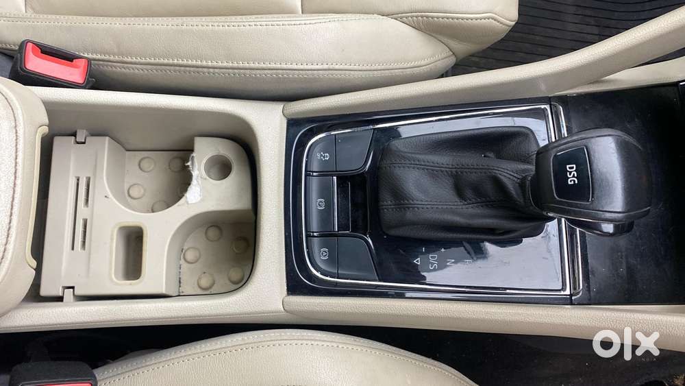 Skoda Karoq 1.5 Style At, 2020, Petrol