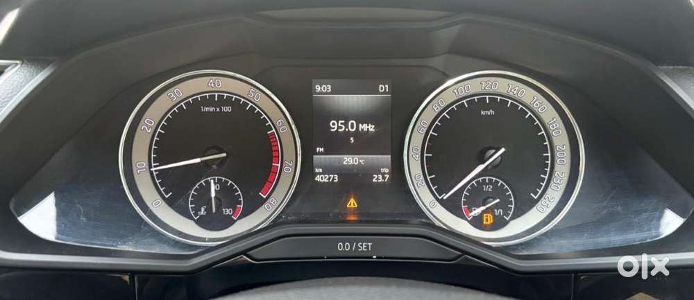 Skoda Superb 2.0 L&k Tsi At, 2019, Petrol