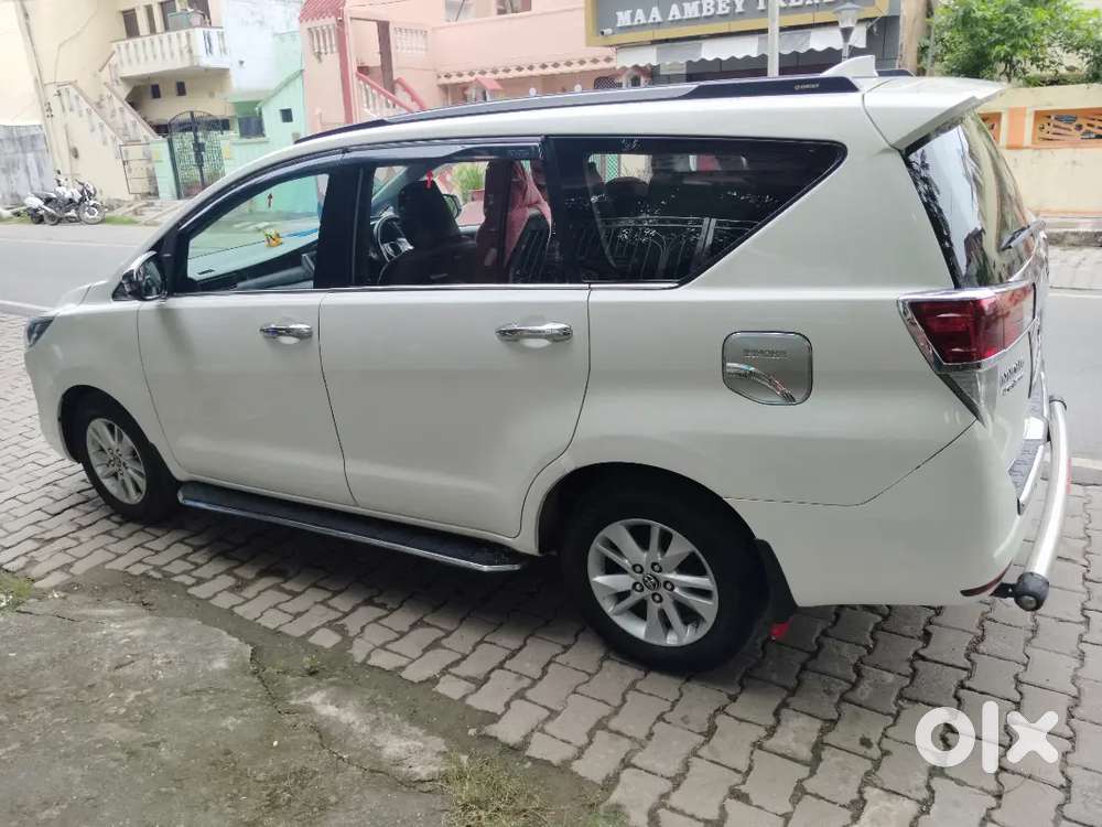 Toyota Innova Crysta 2018