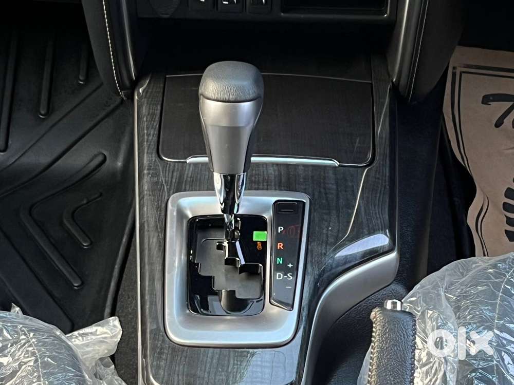 Toyota Fortuner 4x2 At 2.7 Petrol, 2024, Petrol