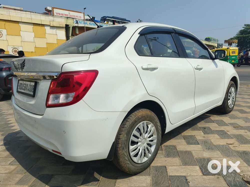 Maruti Suzuki Swift Dzire Vxi Optional, 2024, Petrol