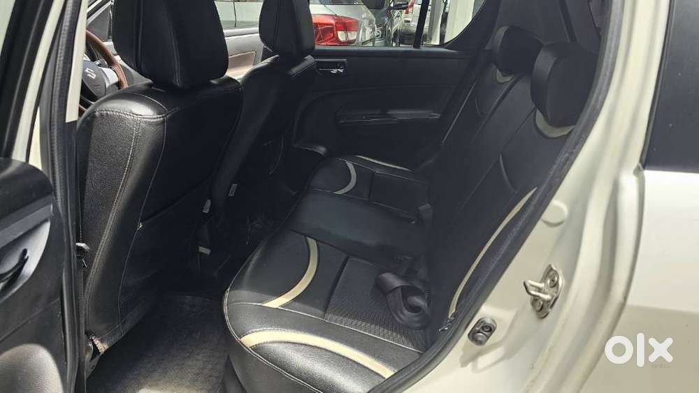 Maruti Suzuki Swift Vxi Optional, 2017, Petrol